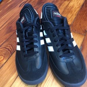 Adidas Samba Sneakers. Brand new